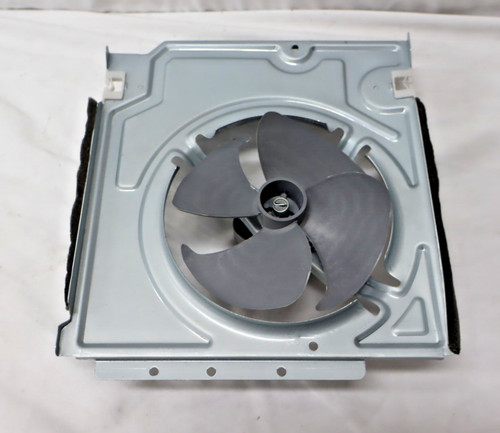 Coperchio assemblaggio motore